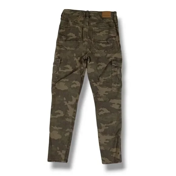 AEO American Eagle Jeggings Jeans Cargo Super Highrise Hi-Rise Crop Camo Size 4 - Picture 2 of 12
